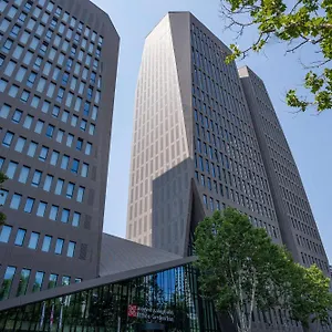Hilton Garden Chavchavadze מלון